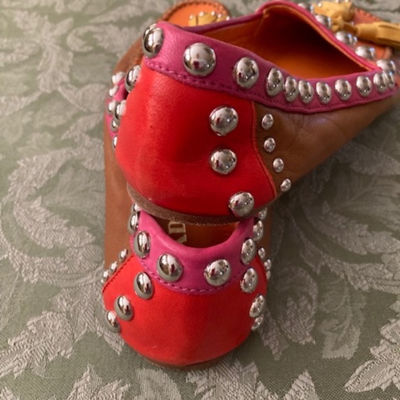 PRADA Leather Loafers - Picture 5 of 7